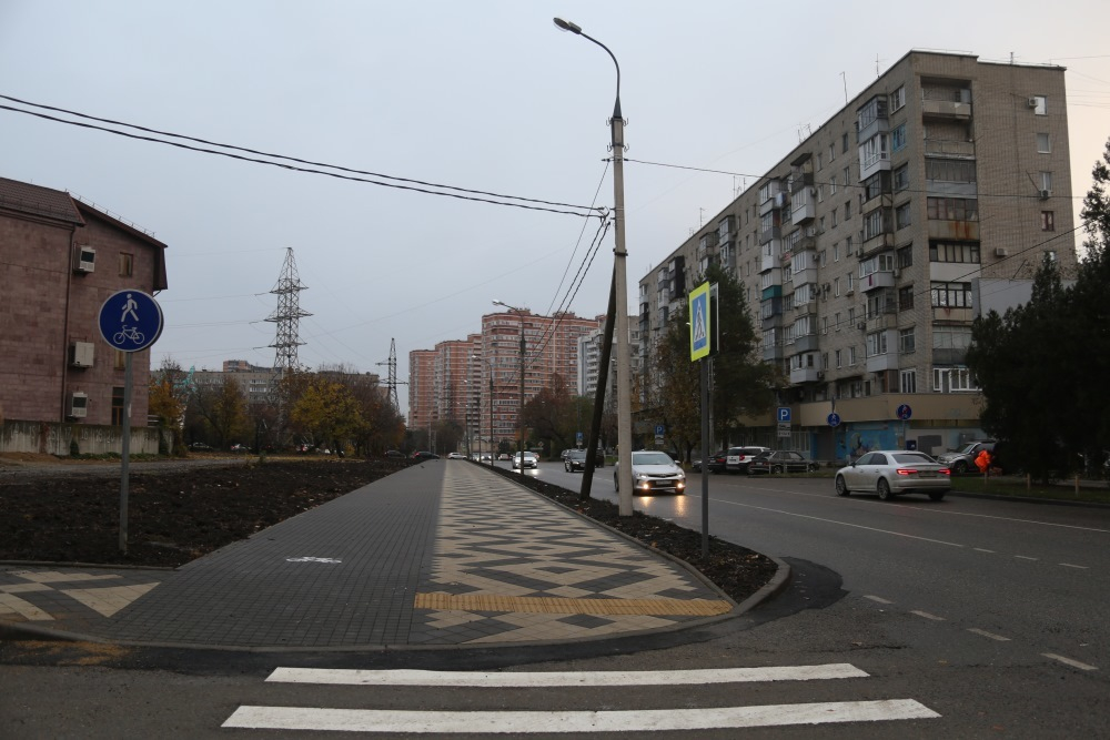 Не офис: на месте снесенных гаражей в Фестивальном микрорайоне Краснодара будет бульвар Не офис: на месте снесенных гаражей в Фестивальном микрорайоне Краснодара будет бульвар