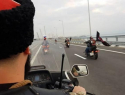 Движение началось: автомобили и мотоциклы проехали по Крымскому мосту