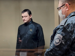 В Краснодаре вынесли приговор наркоману за попытку расстрелять полицейских из автомата