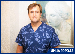 «Горжусь тем, что многих женщин вылечил от рака, делал сложные операции, после которых девушки рожали здоровых детей», - главврач «Авроры» «Горжусь тем, что многих женщин вылечил от рака, делал сложные операции, после которых девушки рожали здоровых детей», - главврач «Авроры»