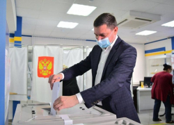 Мэр Краснодара Евгений Первышов проголосовал на выборах Мэр Краснодара Евгений Первышов проголосовал на выборах