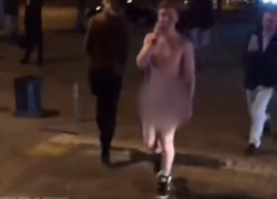 В Краснодаре задержали голого прохожего, гулявшего в центре города В Краснодаре задержали голого прохожего, гулявшего в центре города