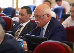 Депутаты Заксобрания Кубани внесли поправки в закон «Об охране здоровья населения» Депутаты Заксобрания Кубани внесли поправки в закон «Об охране здоровья населения»
