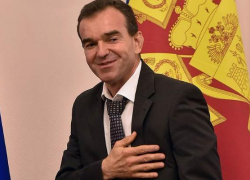 Вениамин Кондратьев предлагает фермерам отказаться от своих земель Вениамин Кондратьев предлагает фермерам отказаться от своих земель
