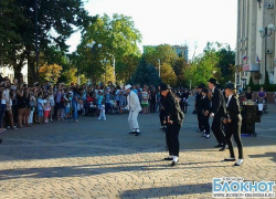 В столице Кубани отметили День рождения Майкла Джексона В столице Кубани отметили День рождения Майкла Джексона