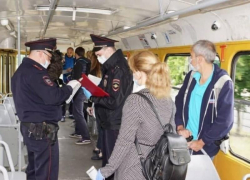 Около 50 % кубанцев заражаются ковидом в транспорте, аптеках и очередях Около 50 % кубанцев заражаются ковидом в транспорте, аптеках и очередях