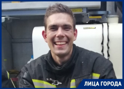 «Герой нашего времени»: пожарный Роман Евтыхов всю жизнь мечтает о сцене «Герой нашего времени»: пожарный Роман Евтыхов всю жизнь мечтает о сцене