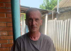 10 ударов ножом: на Кубани объявили в розыск подозреваемого в убийстве родного брата 10 ударов ножом: на Кубани объявили в розыск подозреваемого в убийстве родного брата