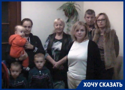 600 семей, оставшиеся без горячей воды, не могут достучаться до губернатора Кубани и других чиновников 600 семей, оставшиеся без горячей воды, не могут достучаться до губернатора Кубани и других чиновников