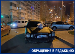 Жители ЖК «Возрождение» в Краснодаре изнемогают от запаха мусорки из-за горе-владельца «Мерседеса» Жители ЖК «Возрождение» в Краснодаре изнемогают от запаха мусорки из-за горе-владельца «Мерседеса»