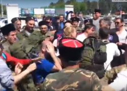 Краснодарской полиции запретили комментировать нападение на Навального Краснодарской полиции запретили комментировать нападение на Навального