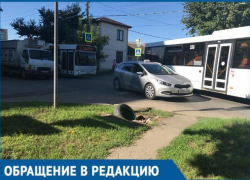 «Мы отрезаны от всего мира»: краснодарка о пробках вблизи улицы Тургенева «Мы отрезаны от всего мира»: краснодарка о пробках вблизи улицы Тургенева