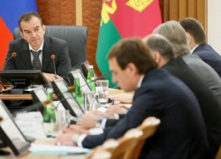 На Кубани реальная зарплата снизилась на 12% - Кондратьев На Кубани реальная зарплата снизилась на 12% - Кондратьев
