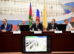 В Новороссийске вице-губернатор Кубани встретился с обманутыми дольщиками «Кубаньжилстроя» В Новороссийске вице-губернатор Кубани встретился с обманутыми дольщиками «Кубаньжилстроя»