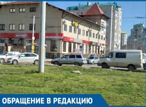 Жители Краснодара просят разобраться с «Оком Саурона» Жители Краснодара просят разобраться с «Оком Саурона»