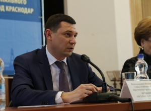 Глава Краснодара раскритиковал работу бывших замов Глава Краснодара раскритиковал работу бывших замов