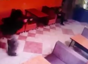 Появилось видео расстрела посетителей кафе в Усть-Лабинске Появилось видео расстрела посетителей кафе в Усть-Лабинске