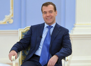 Губернатор Кубани поздравил премьер-министра Медведева с днем рождения Губернатор Кубани поздравил премьер-министра Медведева с днем рождения