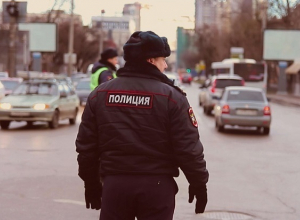 «Преступление» без наказания: водитель в форме уже два года нарушает ПДД в Краснодаре «Преступление» без наказания: водитель в форме уже два года нарушает ПДД в Краснодаре