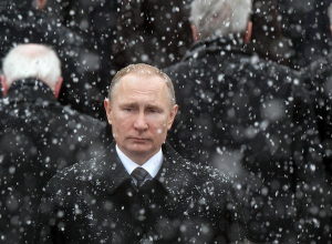 Владимир Путин на полгода раньше повысит зарплату жителям Краснодарского края Владимир Путин на полгода раньше повысит зарплату жителям Краснодарского края
