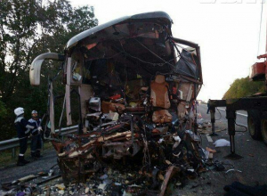 По факту ДТП с шестью погибшими под Горячим Ключом возбудили уголовное дело По факту ДТП с шестью погибшими под Горячим Ключом возбудили уголовное дело