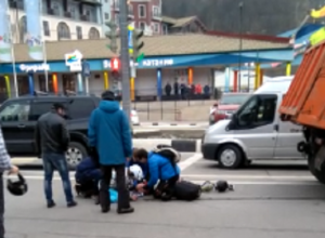 Очевидец ДТП с участием «КамАЗа» в Сочи винит администрацию в отключении светофоров Очевидец ДТП с участием «КамАЗа» в Сочи винит администрацию в отключении светофоров