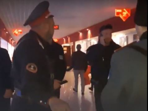 Скандалом в кинотеатре Краснодара закончился поход семьи казака из-за шашки Скандалом в кинотеатре Краснодара закончился поход семьи казака из-за шашки