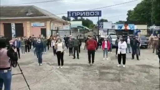 На Кубани закрытый на карантин рынок не откроют из-за большой площади На Кубани закрытый на карантин рынок не откроют из-за большой площади