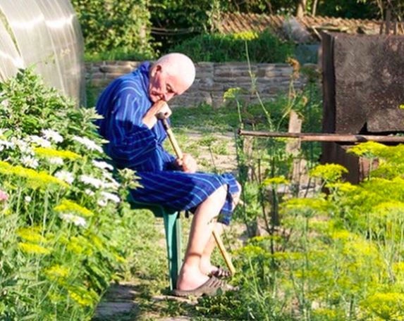 «Мне важно папу поселить», - семья 92-летнего ветерана-погорельца «Мне важно папу поселить», - семья 92-летнего ветерана-погорельца