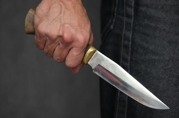Ухтинец нанес ножевое ранение своему другу