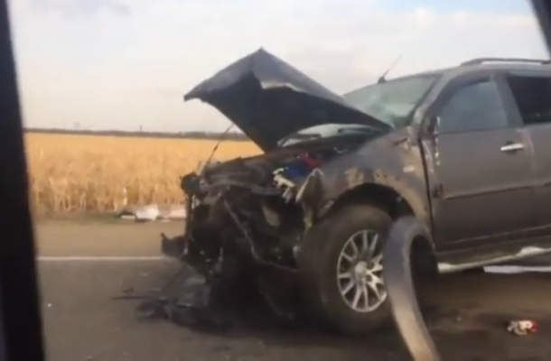 В лобовом столкновении в Брюховецком районе погибли два человека В лобовом столкновении в Брюховецком районе погибли два человека