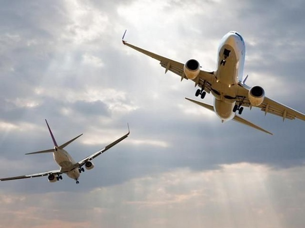Boeing, летевший в Краснодар, едва не столкнулся с самолетом над Москвой Boeing, летевший в Краснодар, едва не столкнулся с самолетом над Москвой