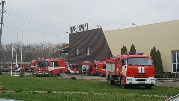 Очевидцы рассказали, как в Краснодаре ликвидировали возгорание на «Орехпроме» Очевидцы рассказали, как в Краснодаре ликвидировали возгорание на «Орехпроме»