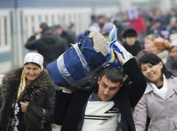 Полиция Краснодара начала искать подозрительных мигрантов Полиция Краснодара начала искать подозрительных мигрантов