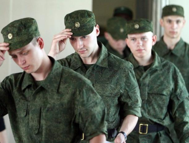 На Кубани в 2016 году было призвано на военную службу 13200 новобранцев На Кубани в 2016 году было призвано на военную службу 13200 новобранцев