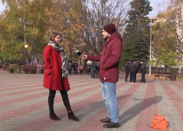 В Туапсе предполагаемый насильник читал стихи девушке, но получил ножом в грудь В Туапсе предполагаемый насильник читал стихи девушке, но получил ножом в грудь