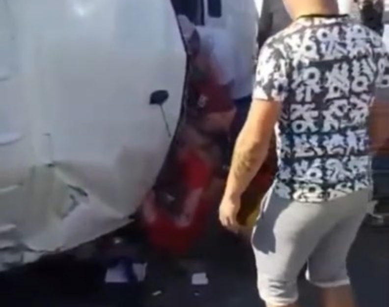 Фирму-владельца автобуса, попавшего в ДТП на Кубани, неоднократно штрафовали Фирму-владельца автобуса, попавшего в ДТП на Кубани, неоднократно штрафовали