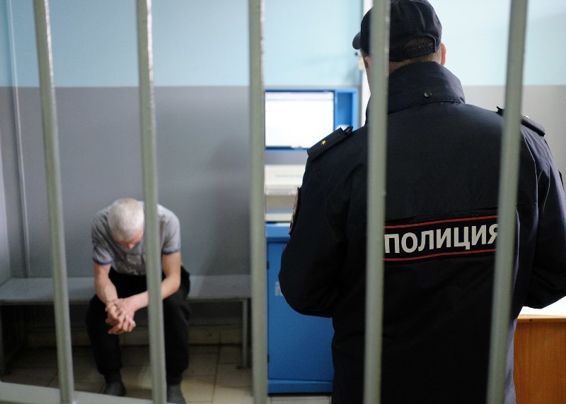 Житель Кубани избил человека за стиль вождения Житель Кубани избил человека за стиль вождения