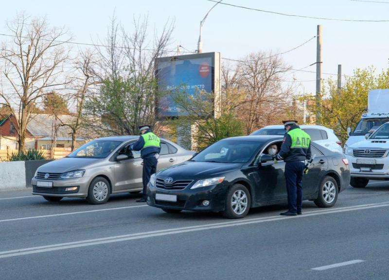В Краснодаре задержан торговец автомобильными пропусками В Краснодаре задержан торговец автомобильными пропусками