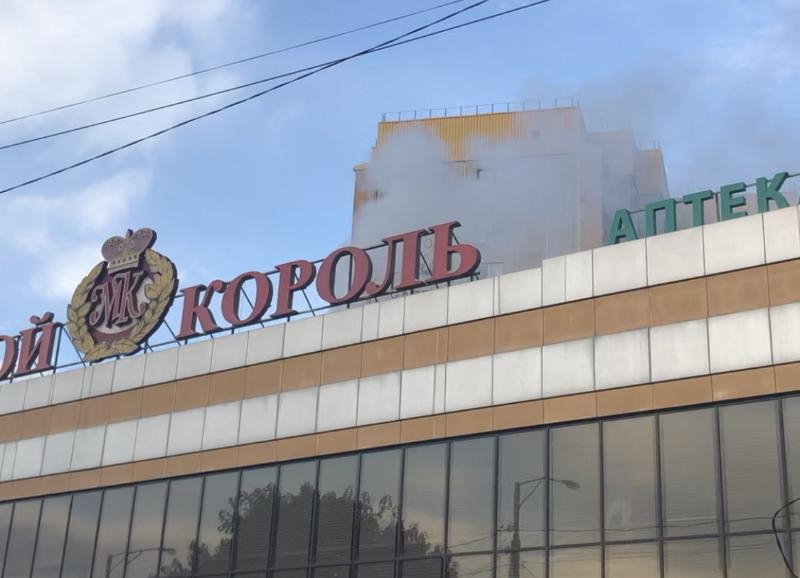 В Краснодаре во время пожара эвакуировали 80 человек В Краснодаре во время пожара эвакуировали 80 человек