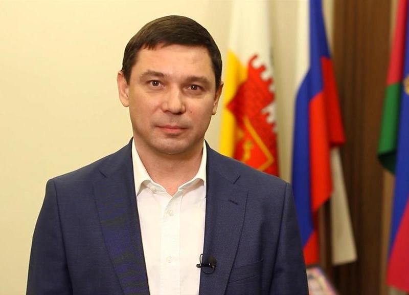 «Сколько грязи было вылито в адрес трех невинных человек», - глава Краснодара прокомментировал смертельное ДТП в Юбилейном «Сколько грязи было вылито в адрес трех невинных человек», - глава Краснодара прокомментировал смертельное ДТП в Юбилейном
