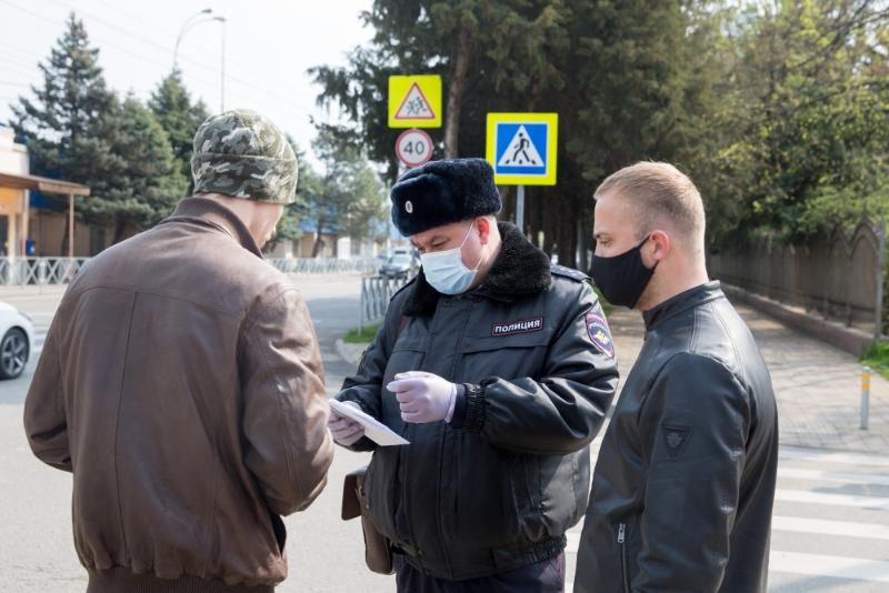 В мэрии Краснодара рассказали, какие полномочия есть у мобильных групп самоконтроля В мэрии Краснодара рассказали, какие полномочия есть у мобильных групп самоконтроля