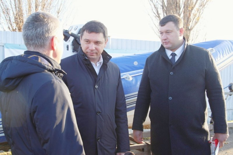 Спортивной школе Краснодара подарили моторную лодку Спортивной школе Краснодара подарили моторную лодку