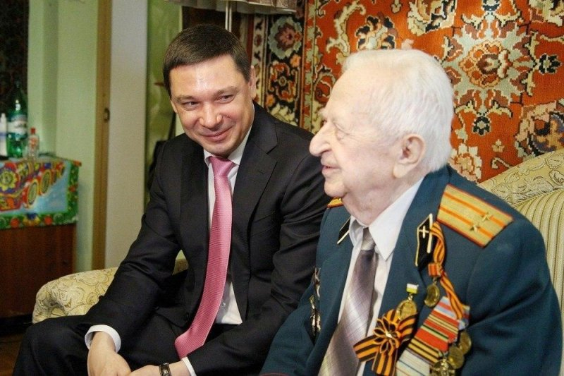 Ветеранам Великой Отечественной войны в Краснодаре вручили медали Ветеранам Великой Отечественной войны в Краснодаре вручили медали
