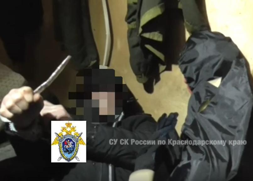 Подозреваемый в двойном убийстве в Краснодаре показал, как расправился с жертвами Подозреваемый в двойном убийстве в Краснодаре показал, как расправился с жертвами