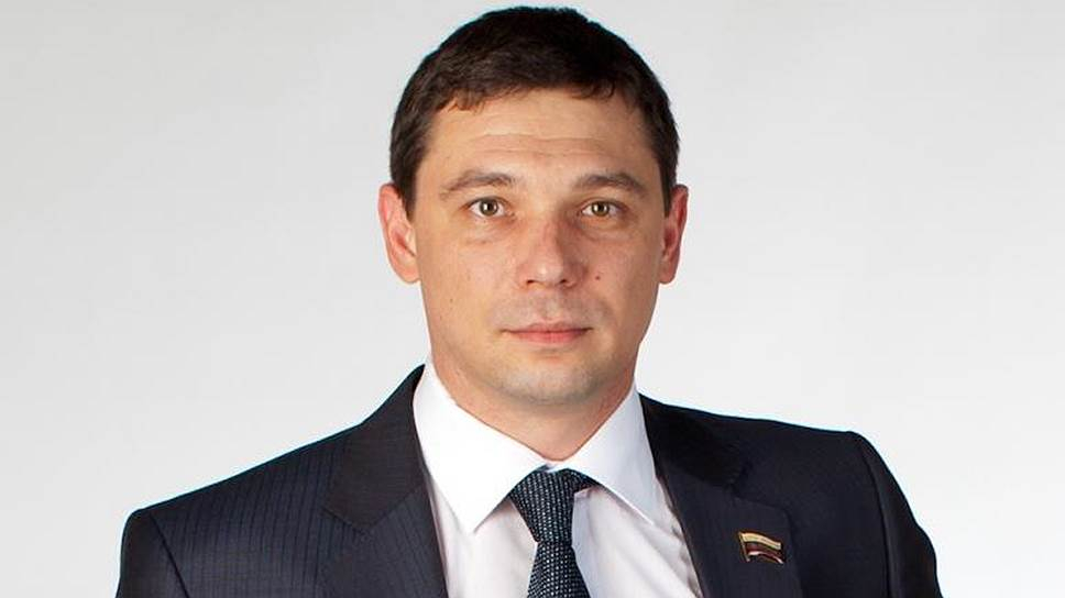 «Не надо геройствовать», - мэр Первышов призвал краснодарцев быть бдительными в связи с поиском вооруженных грабителей в городе «Не надо геройствовать», - мэр Первышов призвал краснодарцев быть бдительными в связи с поиском вооруженных грабителей в городе