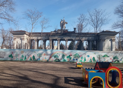 Колоннаду в Чистяковской роще планируют отреставрировать к концу года