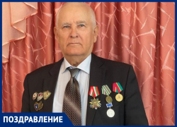 Андрей Анашкин поздравил мужчин своих округов с наступающим 23 февраля