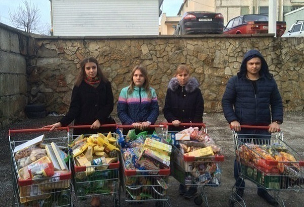 Волонтеры «Хрюши против» проверили супермаркет в Новороссийске