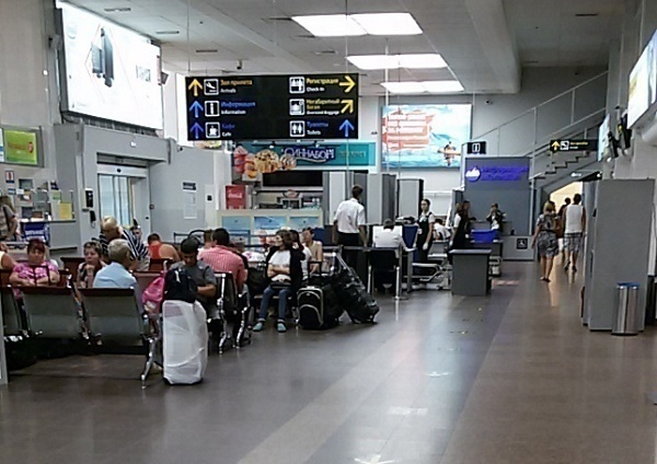 Пассажиры рейса «Краснодар-Магадан» ждут вылета вторые сутки